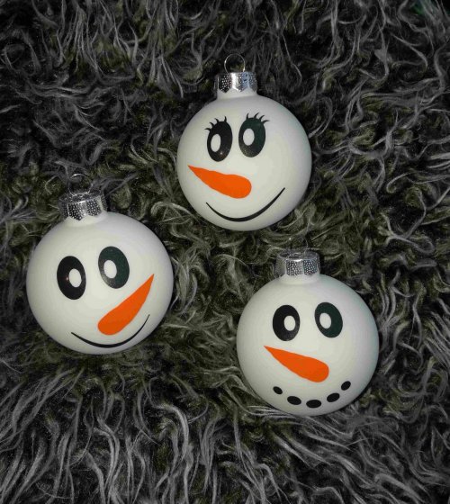 Weihnachtskugeln, Schneemann, Flocke und Co. -Plotterdatei